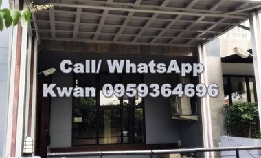 Reihenhaus zum Kauf mit 4 Zimmer in Watthana, Bangkok