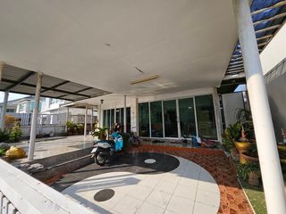For sale 4 bed house in Mueang Pathum Thani, Pathum Thani