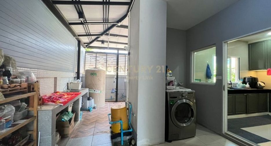 For rent and for sale 5 bed house in Mueang Samut Sakhon, Samut Sakhon