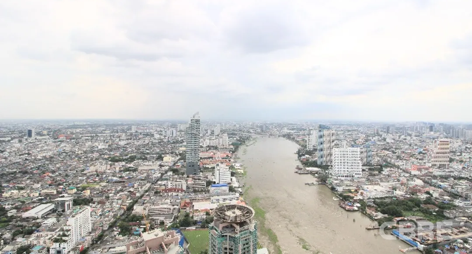 For sale 3 bedrooms condo in Bang Kho Laem, Bangkok