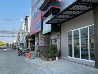For rent 4 Beds office in Lat Krabang, Bangkok