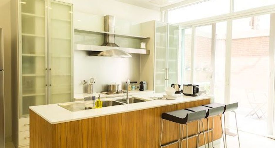 Reihenhaus zum Kauf mit 3 Zimmer in Pathum Wan, Bangkok
