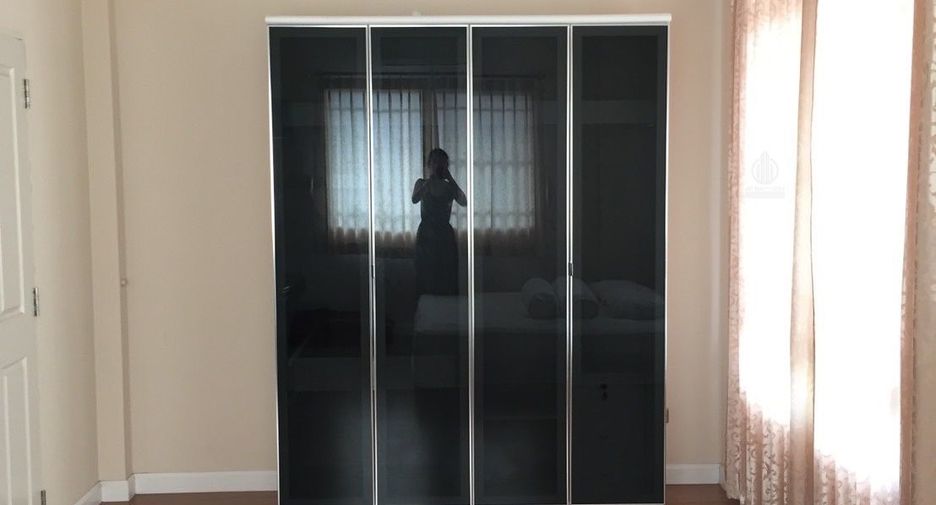 Аренда 3 спальни дом в Пхаси Чароен, Бангкок