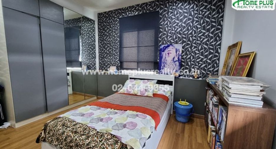 À vendre 3 chambres maison de ville à Lat Krabang, Bangkok