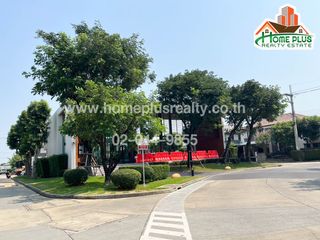 For sale 4 bedrooms house in Bang Khen, Bangkok