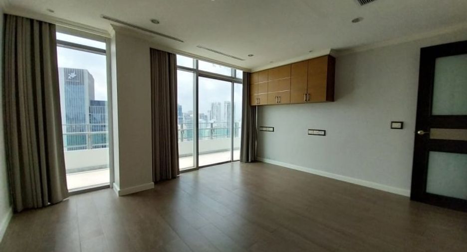 For rent 5 bedrooms condo in Khlong Toei, Bangkok