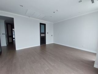 For rent 5 bed condo in Khlong Toei, Bangkok