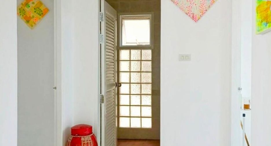 For rent 3 bedrooms townhouse in Mueang Phuket, Phuket