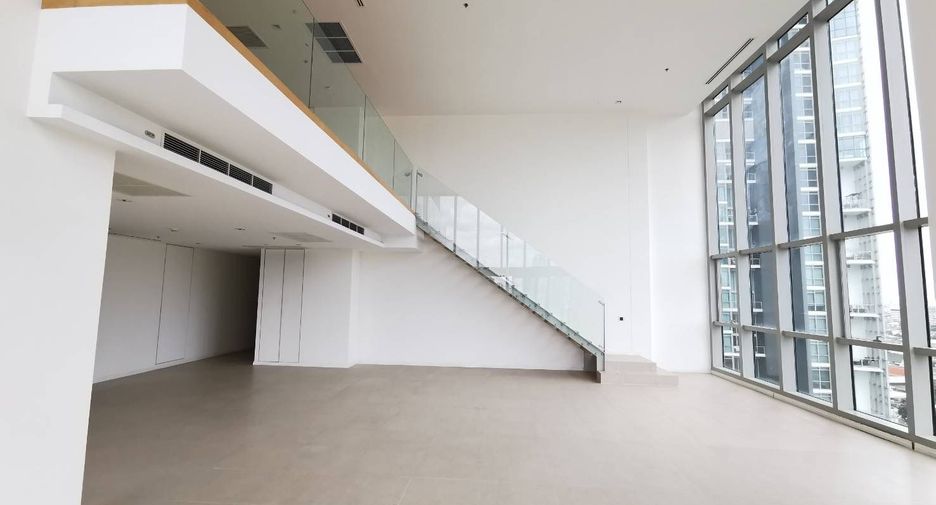 Condo en venta de 5 habitaciones en Sathon, Bangkok