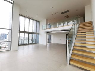 Condo en venta de 5 habitaciones en Sathon, Bangkok