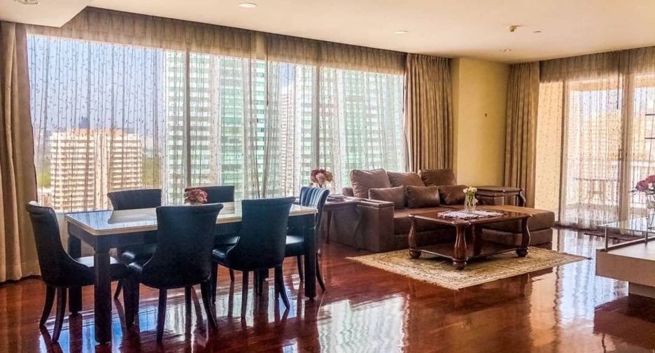 Wohnung zum Kauf mit 3 Zimmer in Khlong Toei, Bangkok