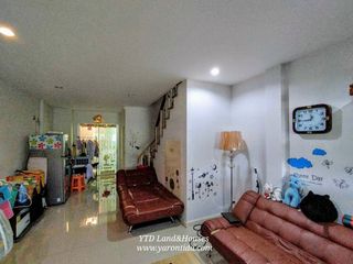 For sale 2 bed townhouse in Phra Samut Chedi, Samut Prakan