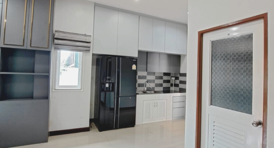 For sale 3 bedrooms house in Hat Yai, Songkhla