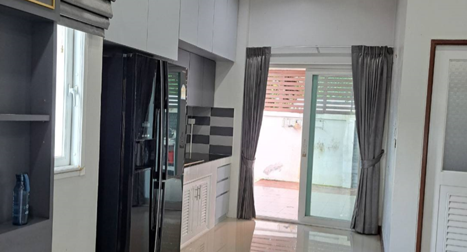 For sale 3 bedrooms house in Hat Yai, Songkhla