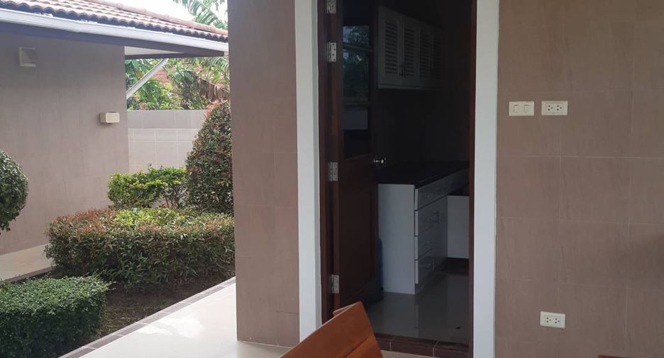 For rent 3 bedrooms house in Mueang Phuket, Phuket