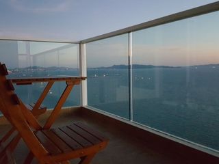 For rent 2 bedrooms condo in Bang Lamung, Chonburi