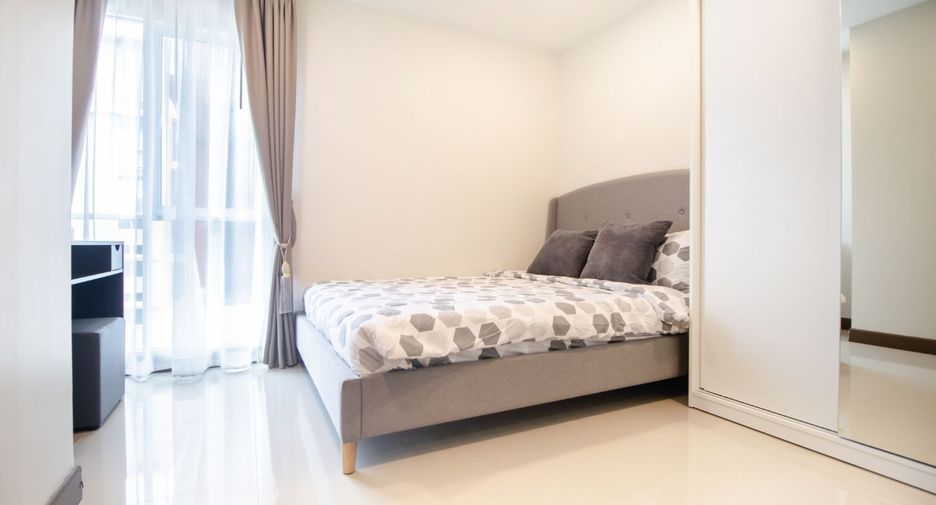 For sale 2 bedrooms condo in Hua Hin, Prachuap Khiri Khan
