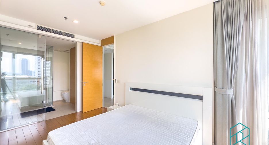 For rent and for sale 1 bed condo in Sathon, Bangkok