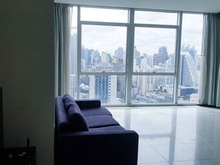 For rent 3 bedrooms condo in Pathum Wan, Bangkok
