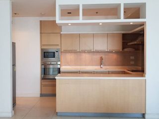 For rent 3 bedrooms condo in Pathum Wan, Bangkok