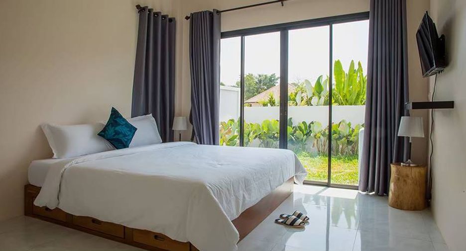 For rent 3 bedrooms villa in Mueang Krabi, Krabi