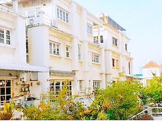Casa en alquiler y en venta de 3 habitaciones en Bangkok Yai, Bangkok
