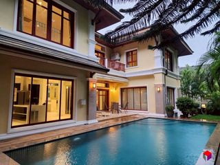 For rent 4 bedrooms villa in Mueang Phuket, Phuket