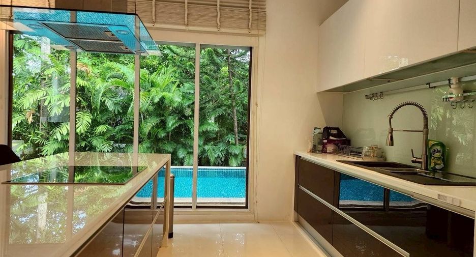 Villa en alquiler de 4 habitaciones en Mueang Phuket, Phuket