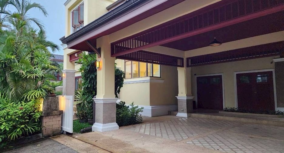Villa en alquiler de 4 habitaciones en Mueang Phuket, Phuket