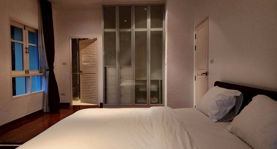 Villa en alquiler de 4 habitaciones en Mueang Phuket, Phuket