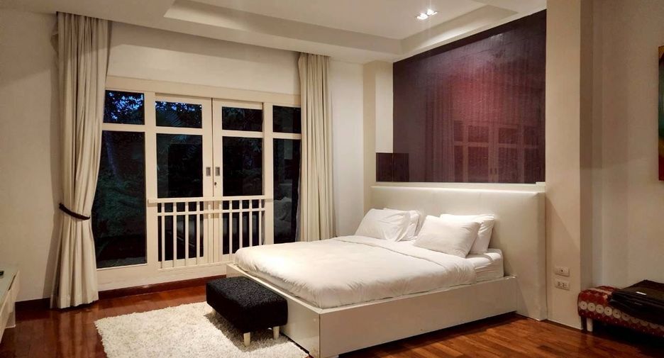 Villa en alquiler de 4 habitaciones en Mueang Phuket, Phuket