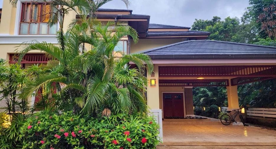 Villa en alquiler de 4 habitaciones en Mueang Phuket, Phuket