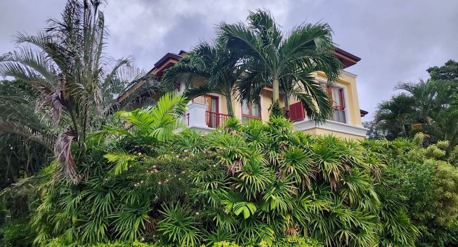 Villa en alquiler de 4 habitaciones en Mueang Phuket, Phuket
