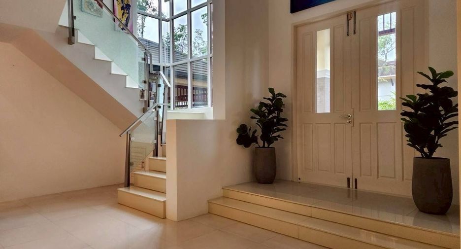 Villa en alquiler de 4 habitaciones en Mueang Phuket, Phuket