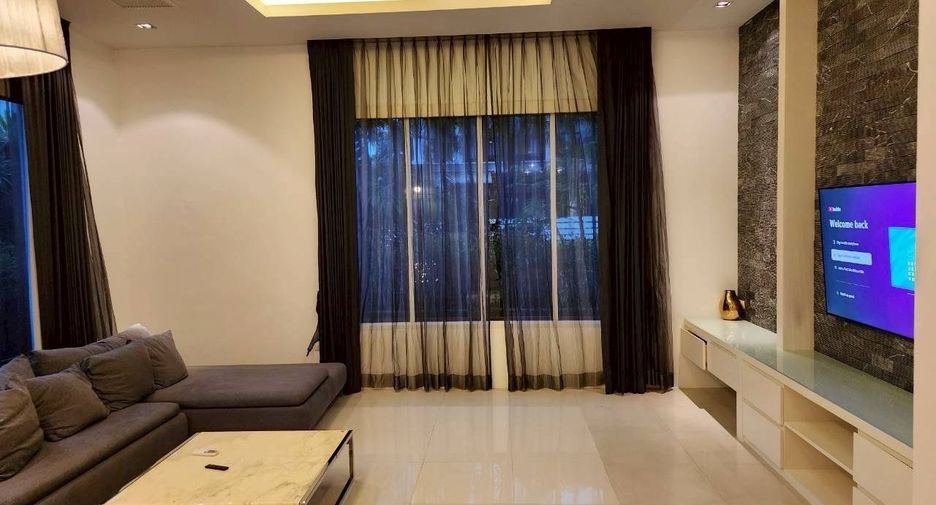 Villa en alquiler de 4 habitaciones en Mueang Phuket, Phuket