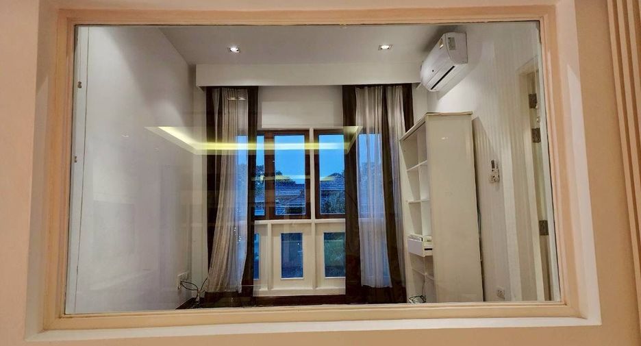 Villa en alquiler de 4 habitaciones en Mueang Phuket, Phuket