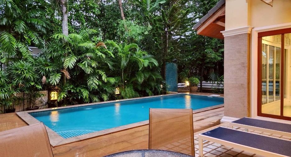 Villa en alquiler de 4 habitaciones en Mueang Phuket, Phuket