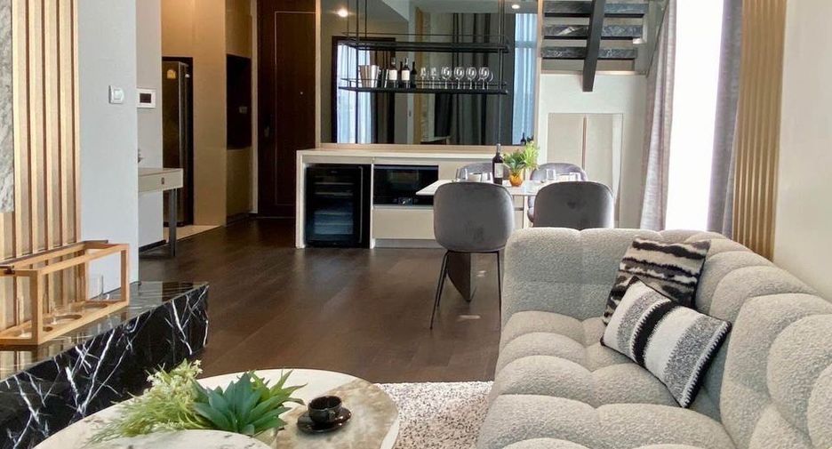 Condo en alquiler de 2 habitaciones en Khlong Toei, Bangkok