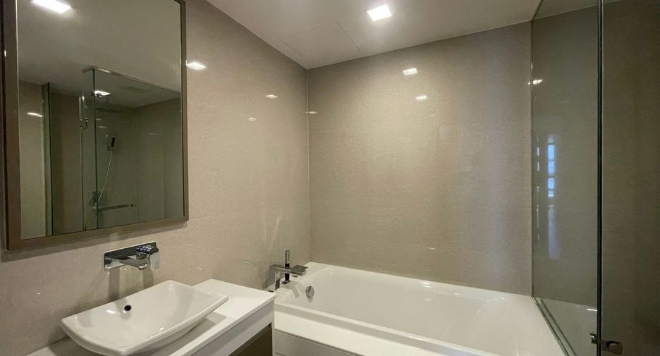 For rent and for sale 2 bedrooms condo in Khlong Toei, Bangkok