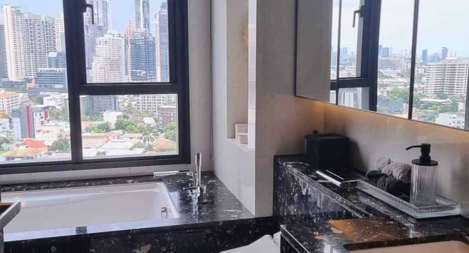 For rent and for sale 2 bedrooms condo in Khlong Toei, Bangkok