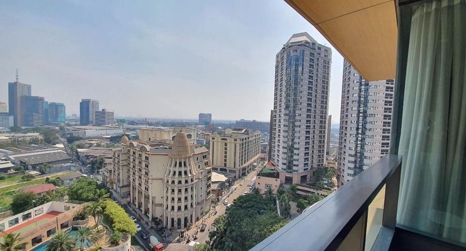 For rent and for sale 2 bedrooms condo in Khlong Toei, Bangkok