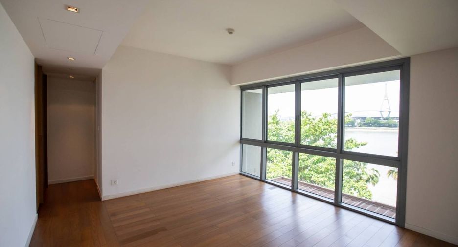 Wohnung zur Miete mit 3 Zimmer in Yan Nawa, Bangkok