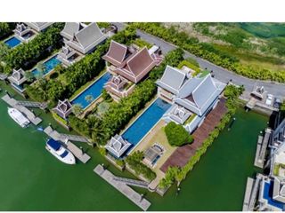 For rent 6 bedrooms villa in Mueang Phuket, Phuket