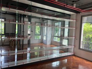 For rent 4 bed office in Watthana, Bangkok