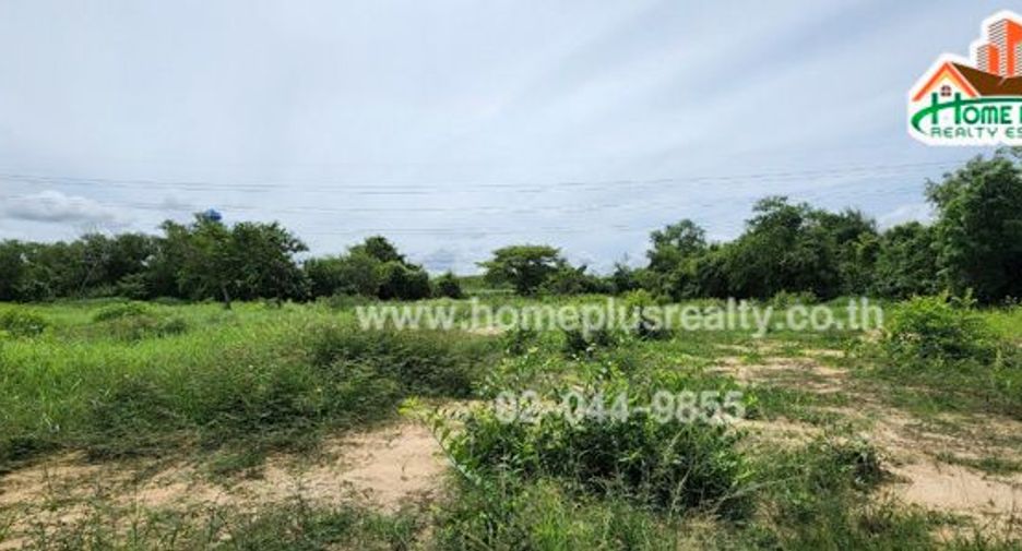 出售 土地 在 Sattahip, Chon Buri
