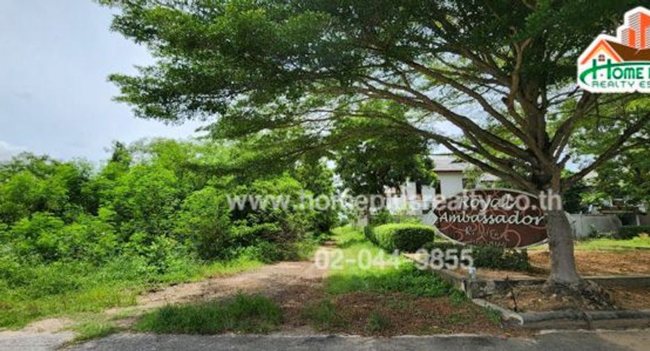 出售 土地 在 Sattahip, Chon Buri