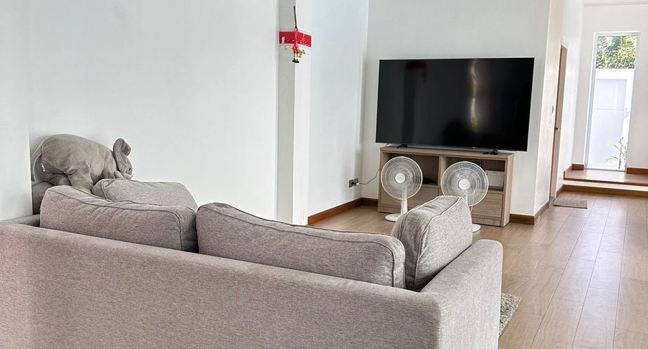 For sale 4 ベッドルーム villa in Na Yong, Trang