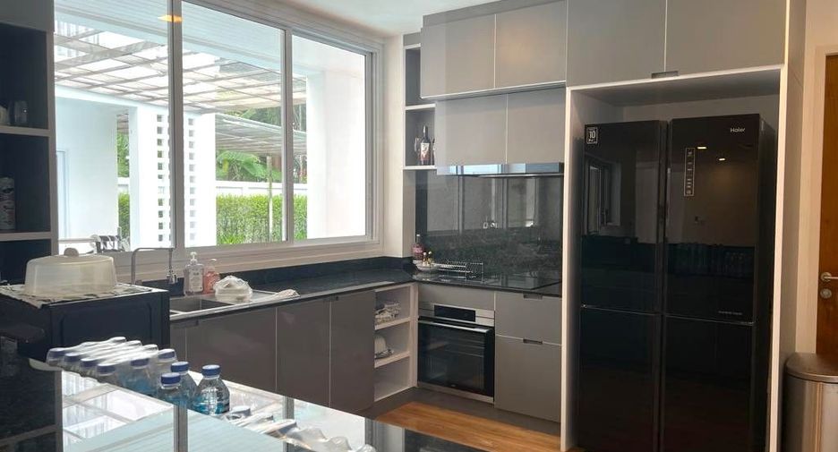 For sale 4 ベッドルーム villa in Na Yong, Trang