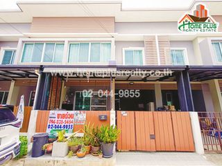 Casa adosada en venta de 3 habitaciones en Bang Bua Thong, Nonthaburi