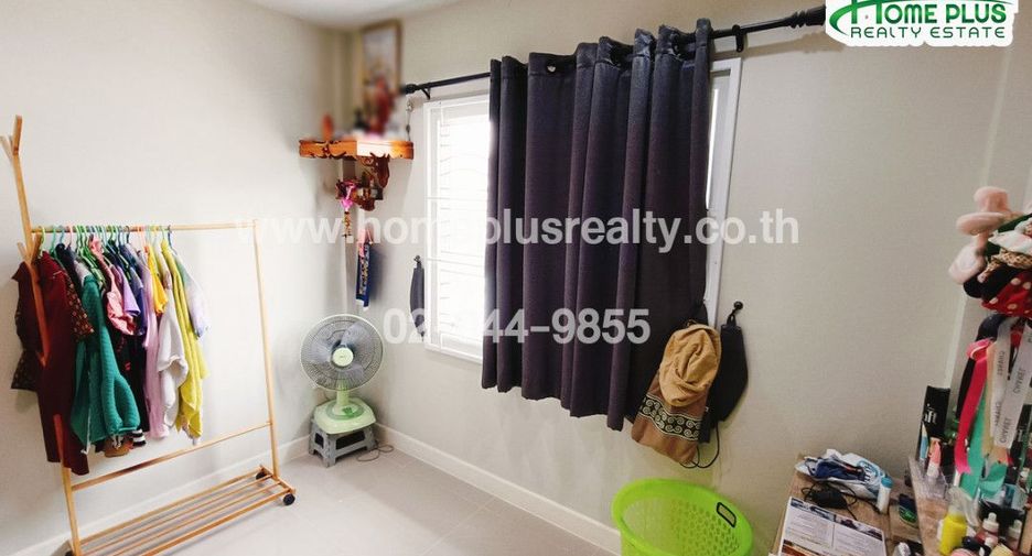 Reihenhaus zum Kauf mit 3 Zimmer in Bang Bua Thong, Nonthaburi